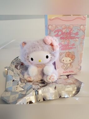 Miniso Peek-A Meow Hello Kitty And Friends Hide And Seek Confirmed Blind Box